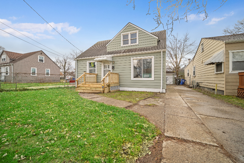 13301 Kirton Ave - Photo 2 of 20