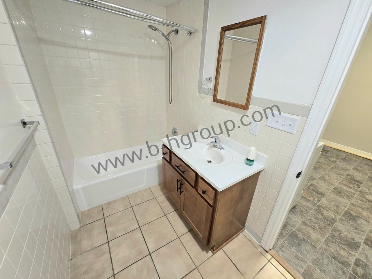 6527 18th Ave - Photo 5 of 20
