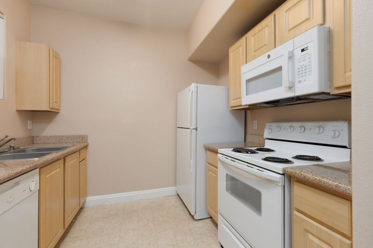 8000 W Badura Ave #1102 - Photo 7 of 15