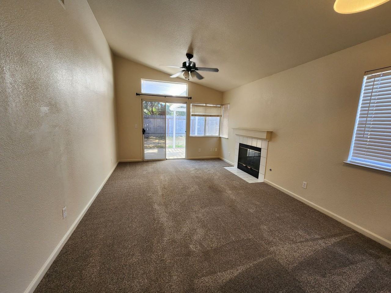 5205 Lodestar Way - Photo 3 of 12