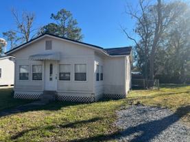 670 Drew St W - Photo 1 of 1
