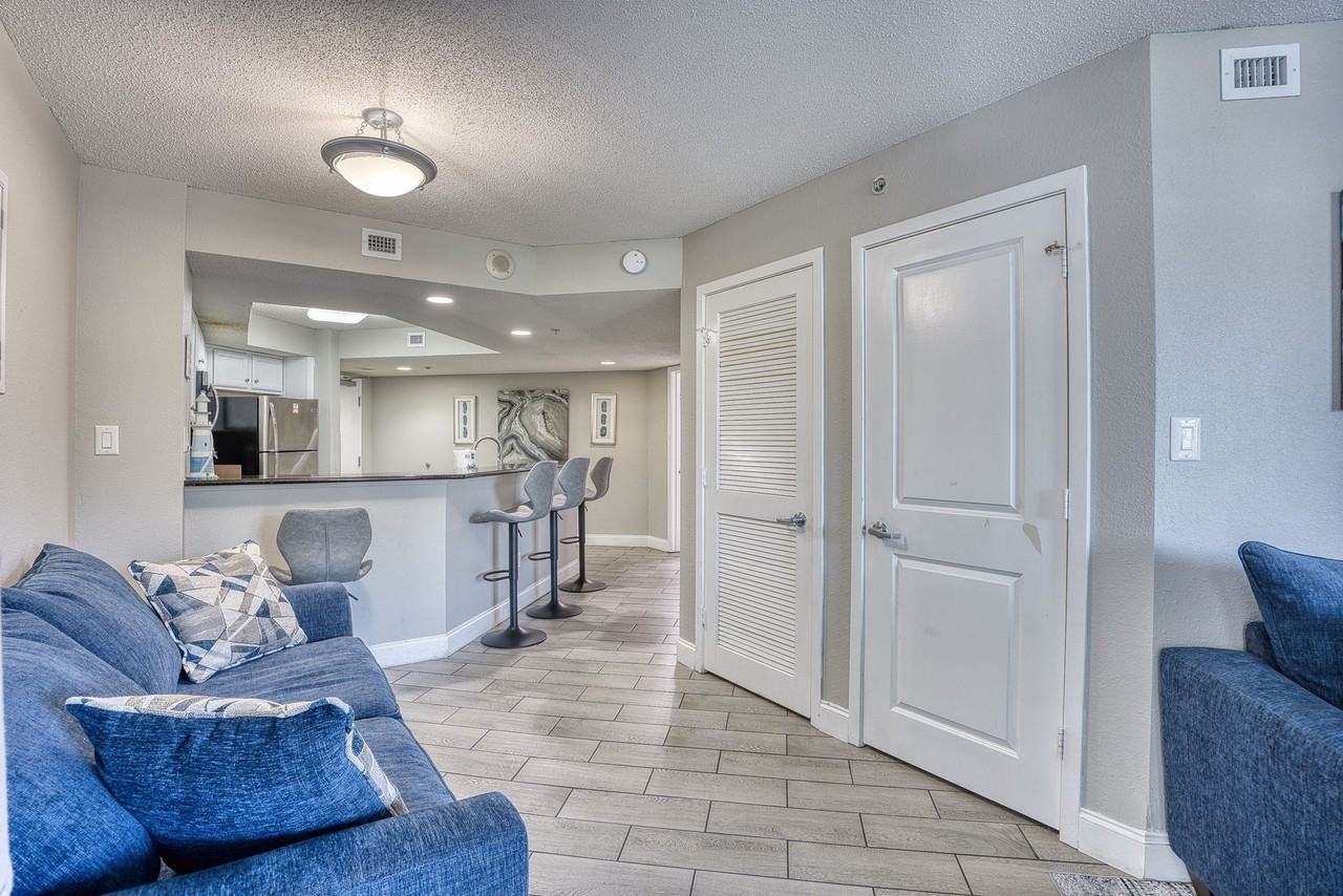 504 N Ocean Blvd - Photo 7 of 50