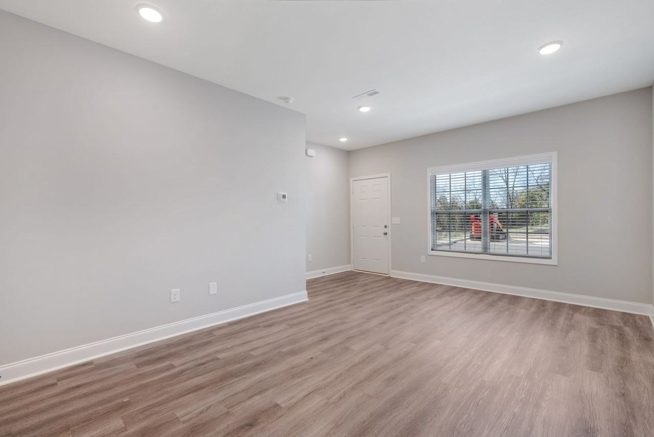 Highland Oaks - Photo 5 of 50