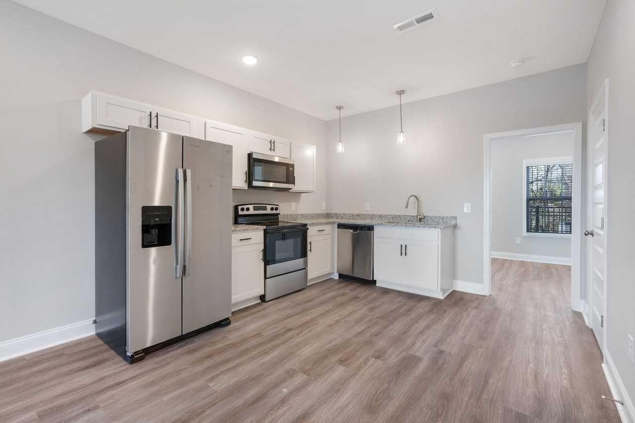 Highland Oaks - Photo 7 of 50