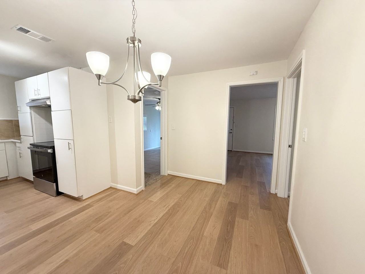8 Piney Way - Photo 6 of 23