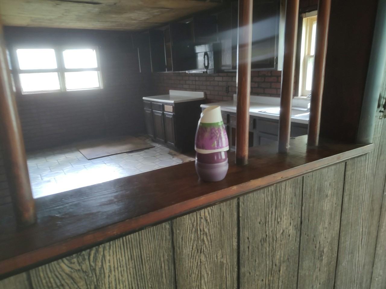 909 Fairland Street - Photo 2 of 17