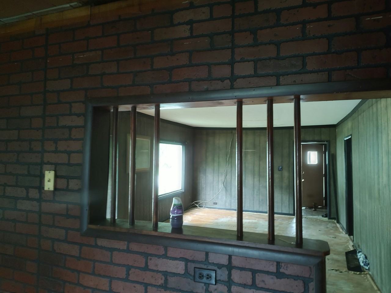 909 Fairland Street - Photo 6 of 17