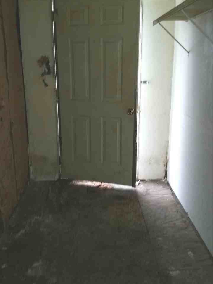 100 Dean Street - Photo 6 of 19