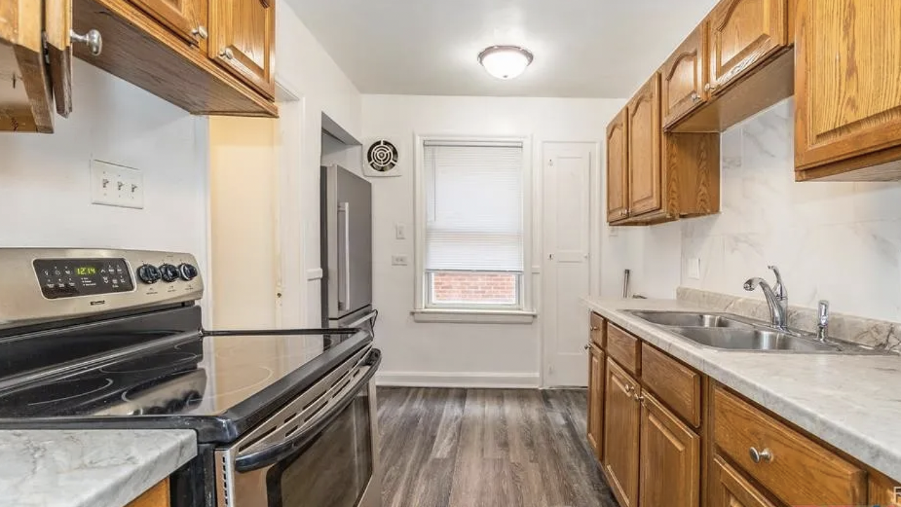 6445 Mead St #NA - Photo 6 of 10