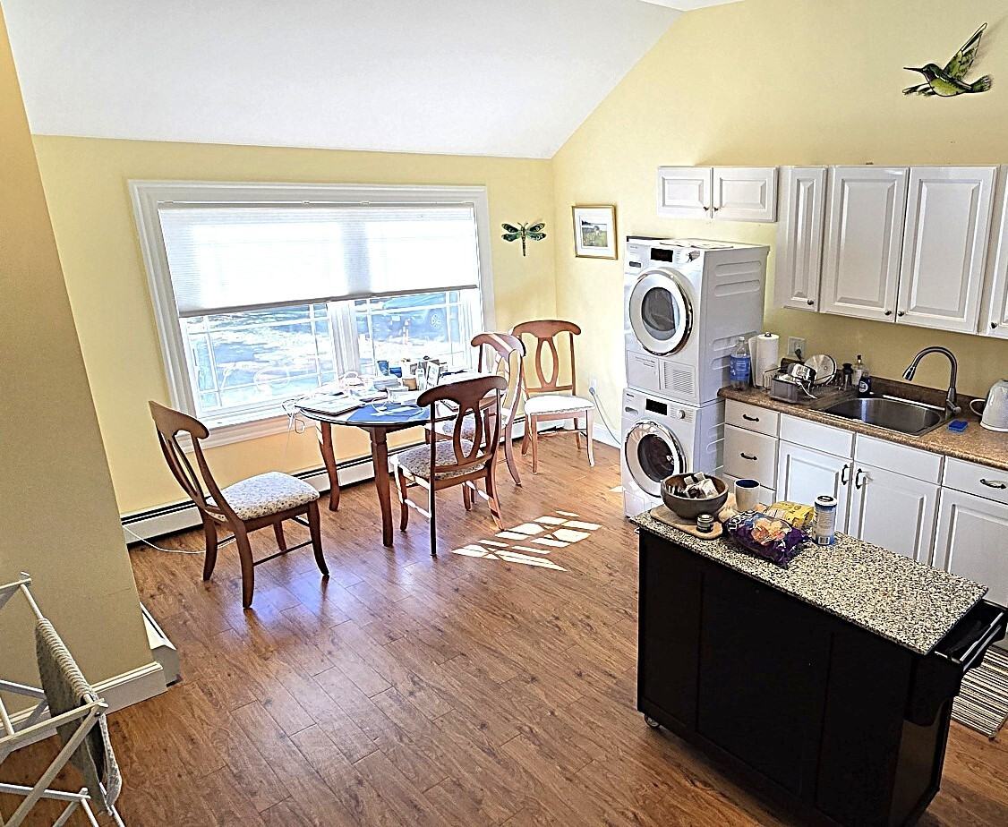 248 Nimble Hill Road - Photo 3 of 18