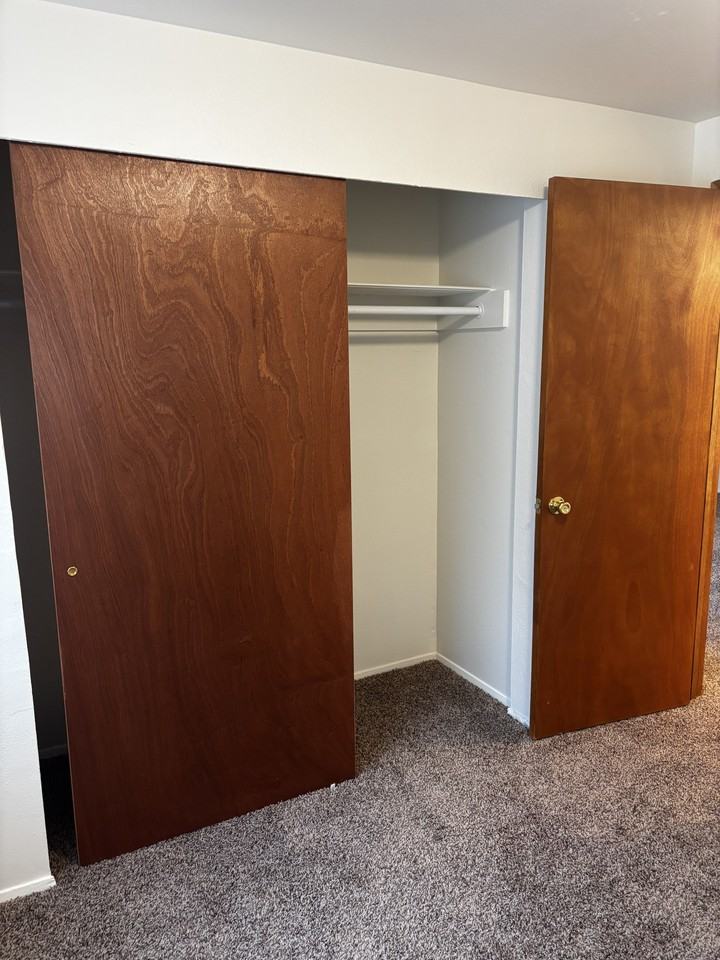 35405 23rd Avenue Southwest - Photo 4 of 8