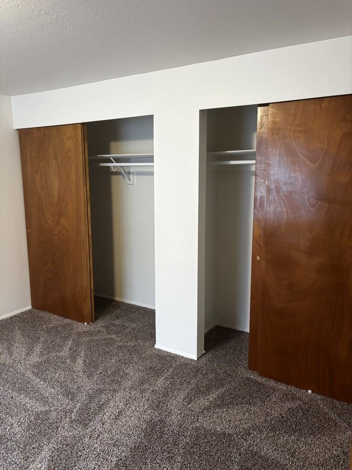 35405 23rd Avenue Southwest - Photo 6 of 8