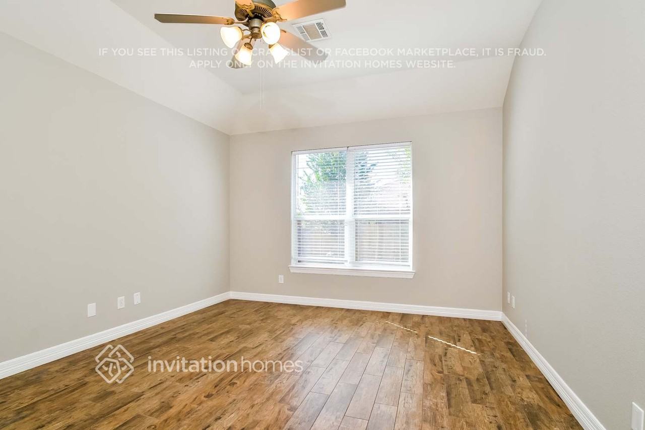 1414 Nighthawk Dr - Photo 7 of 15