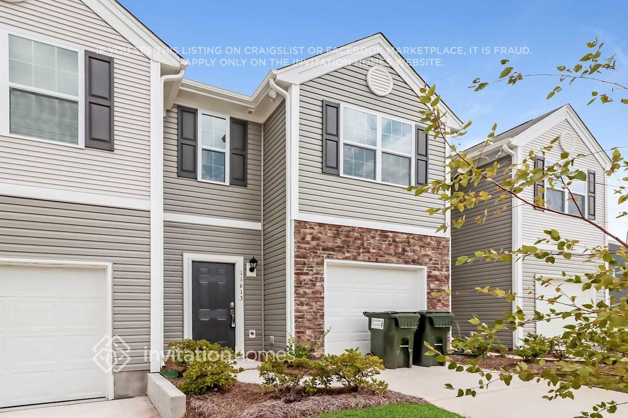 11613 Brier Village Ln - Photo 4 of 15