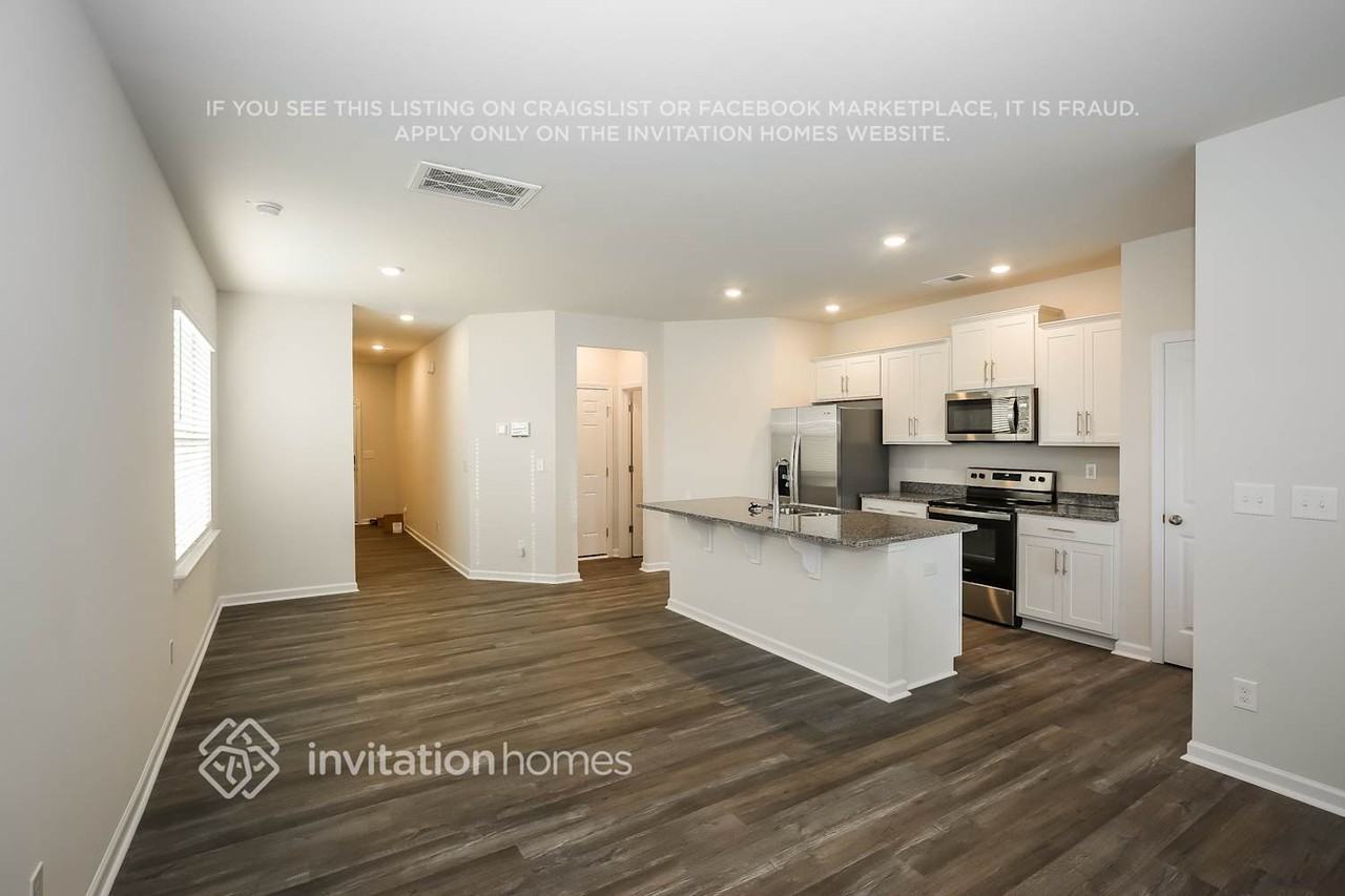 11834 Brier Village Ln - Photo 6 of 20
