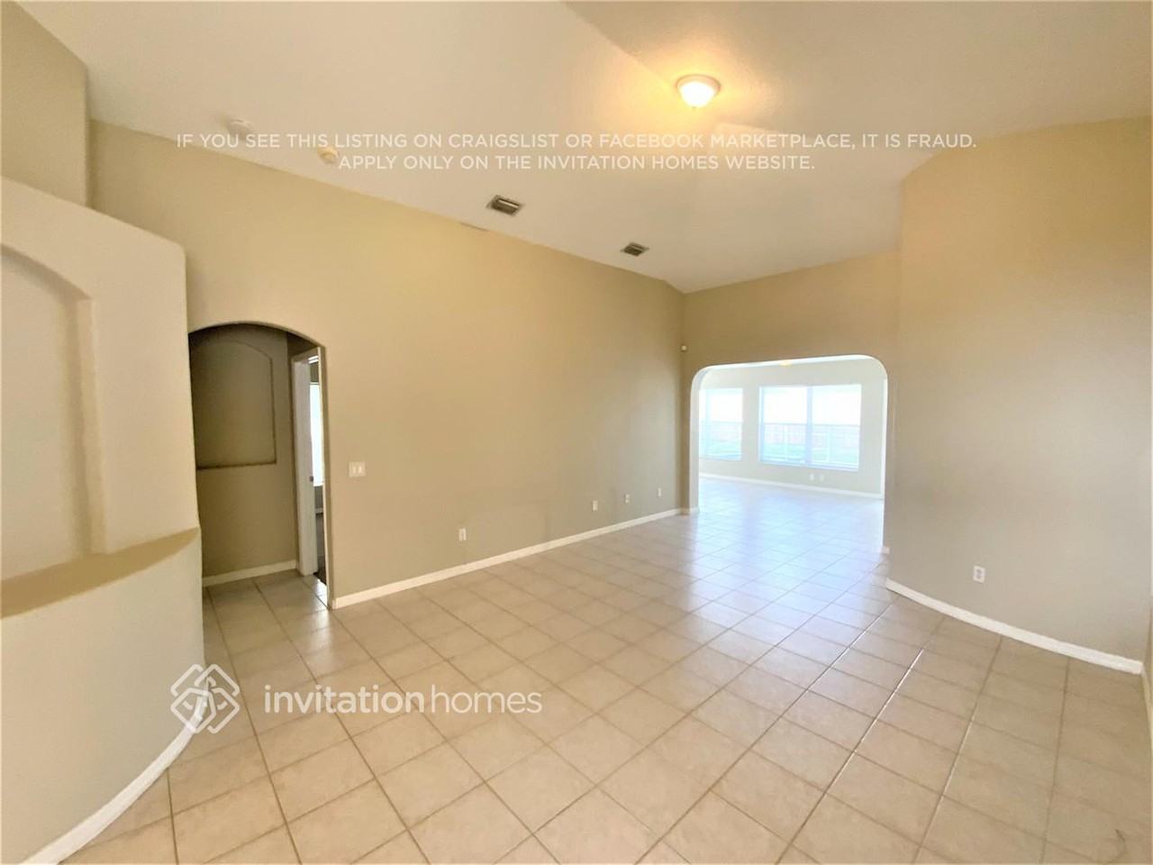 802 Kaley Pl - Photo 3 of 17