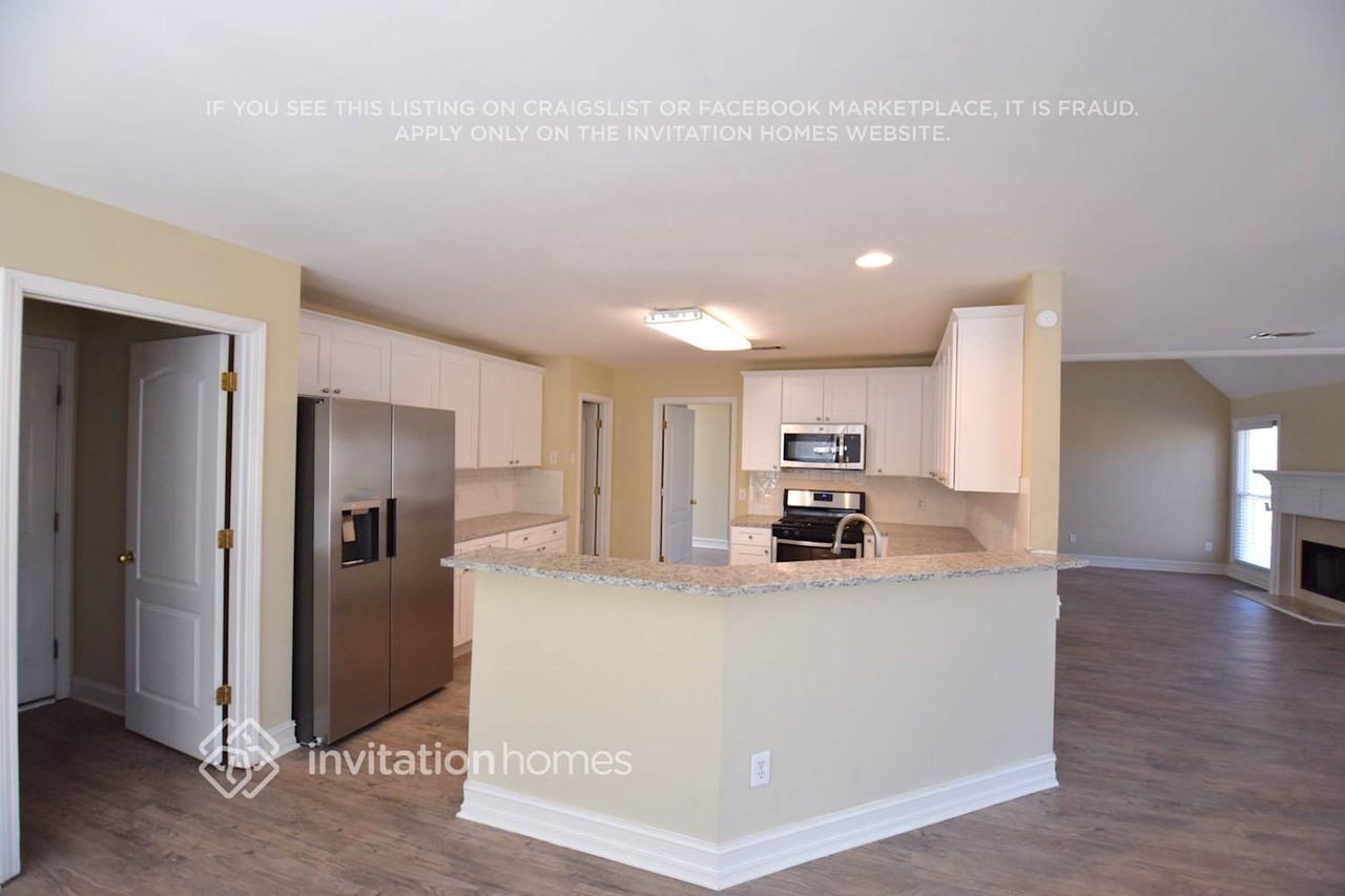 418 Homeplace Dr - Photo 3 of 16