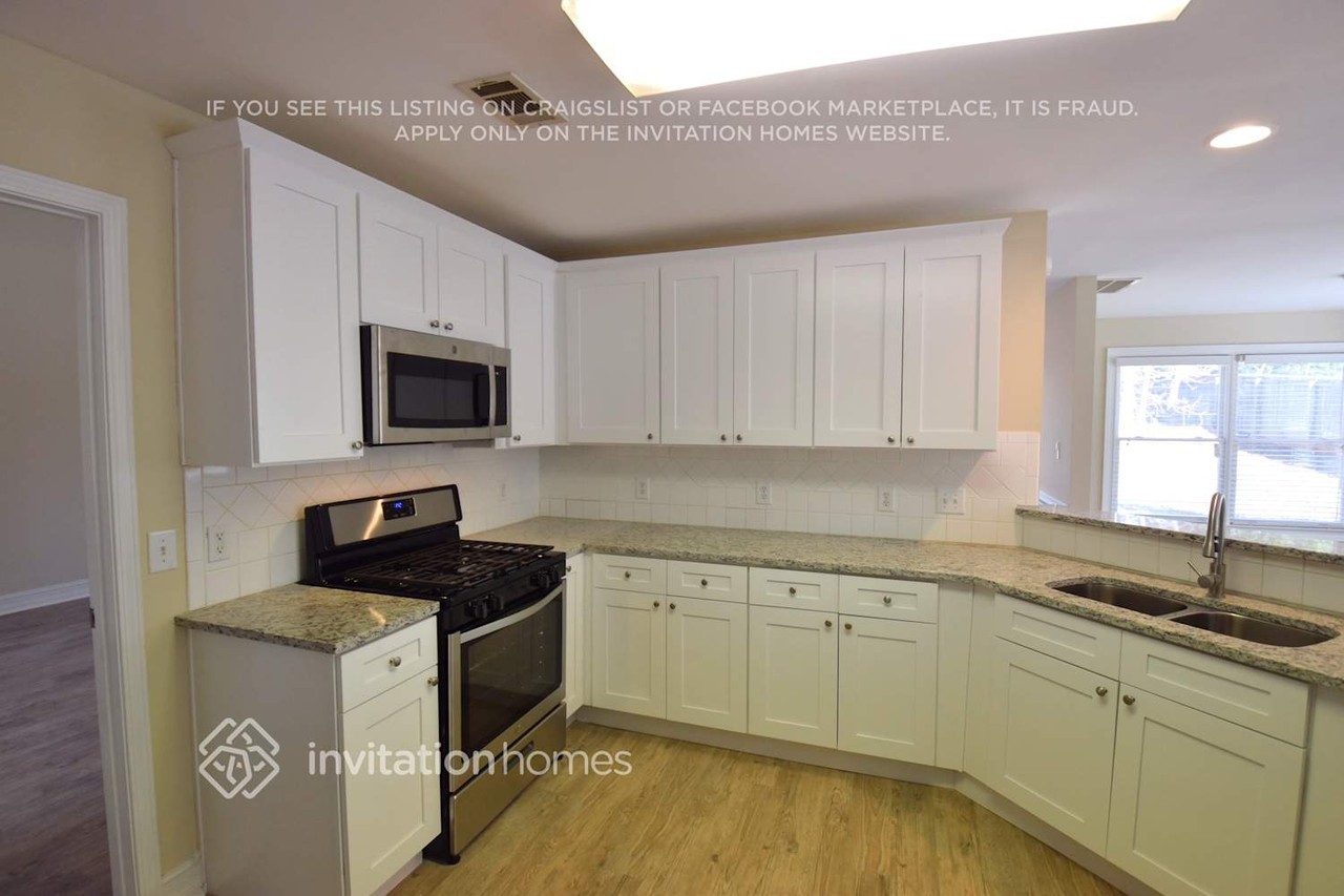 418 Homeplace Dr - Photo 5 of 16