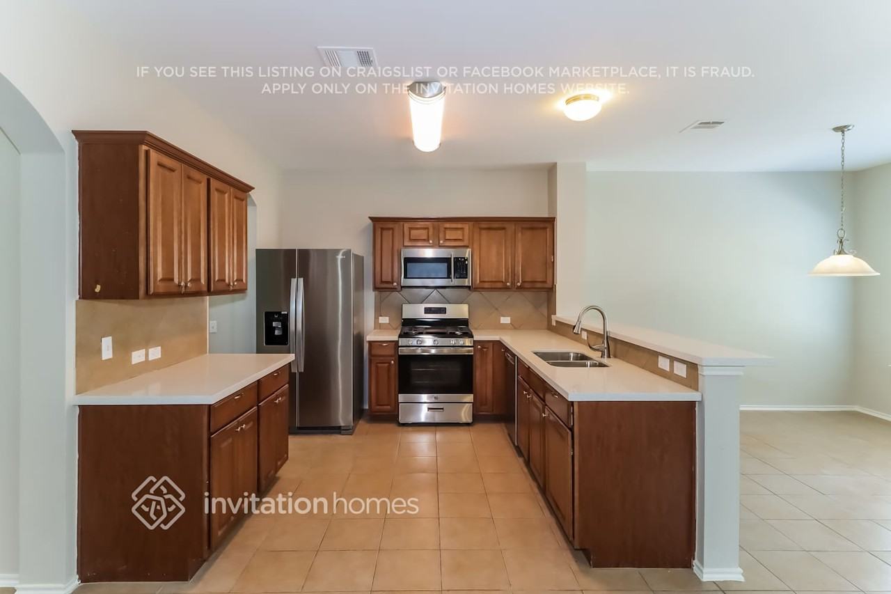 5608 Kleberg Trl - Photo 5 of 14