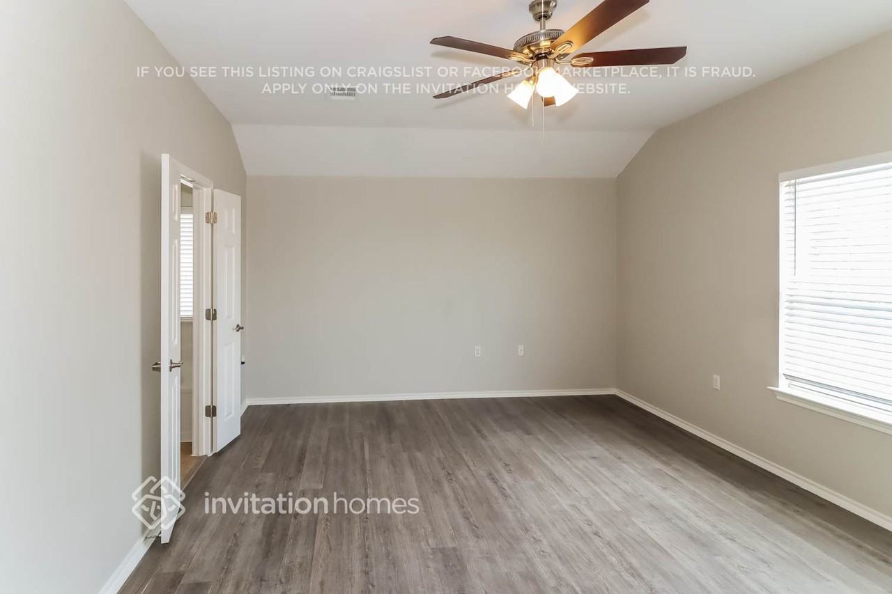 5608 Kleberg Trl - Photo 7 of 14