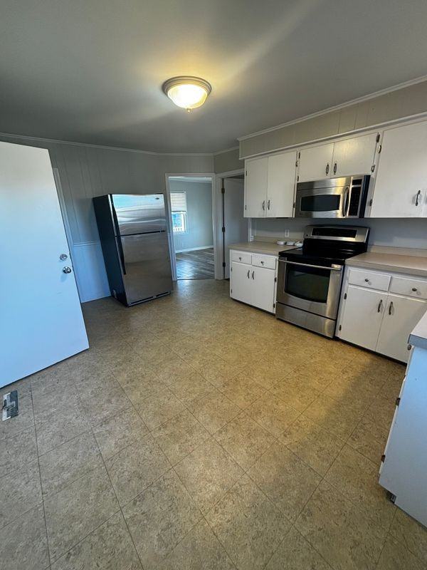 23- 27  Capron St - Photo 5 of 10