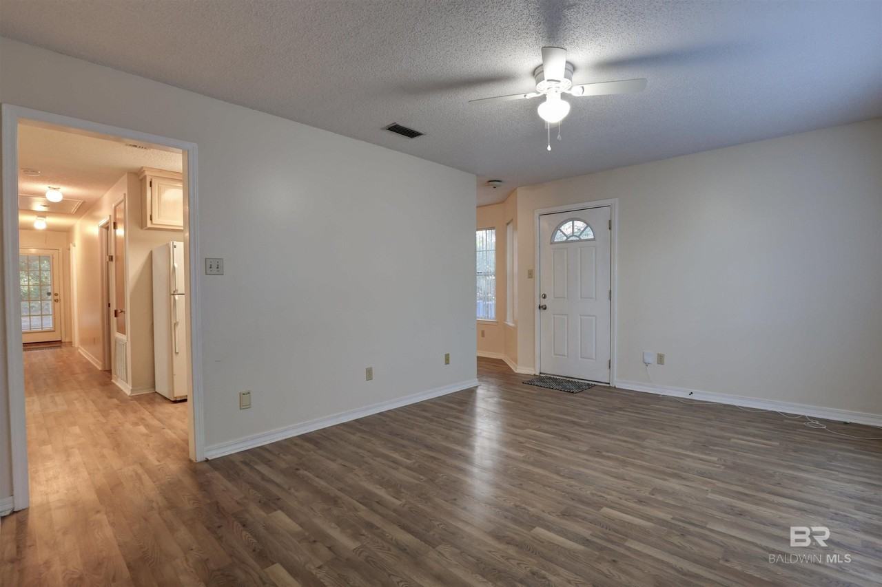 12 Lancers Ln #B - Photo 6 of 17