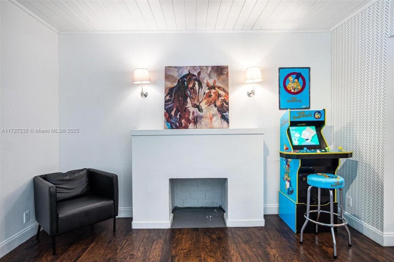 1428 Sw 11th Ter #NA - Photo 7 of 36