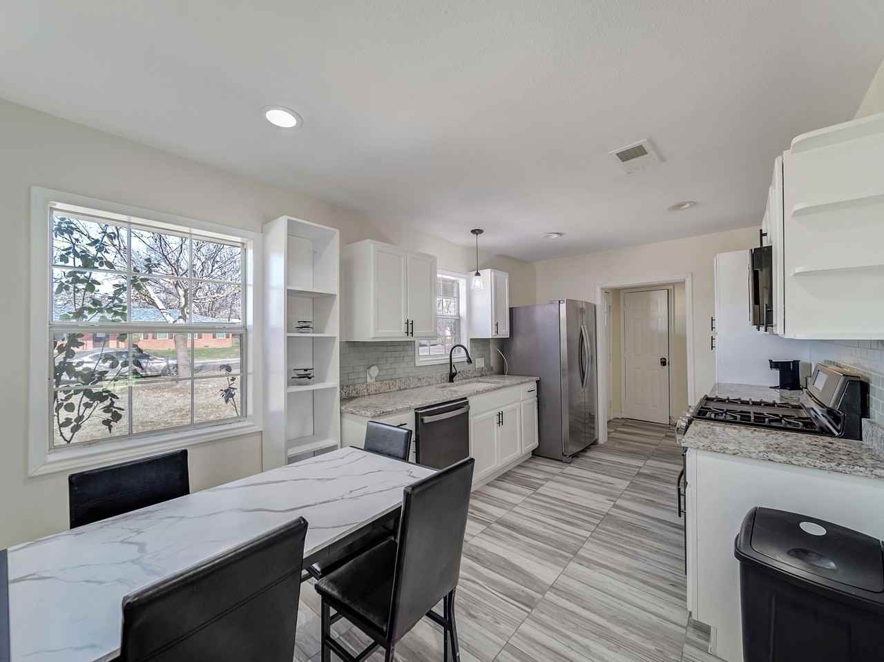 Mike Dr - Photo 5 of 12