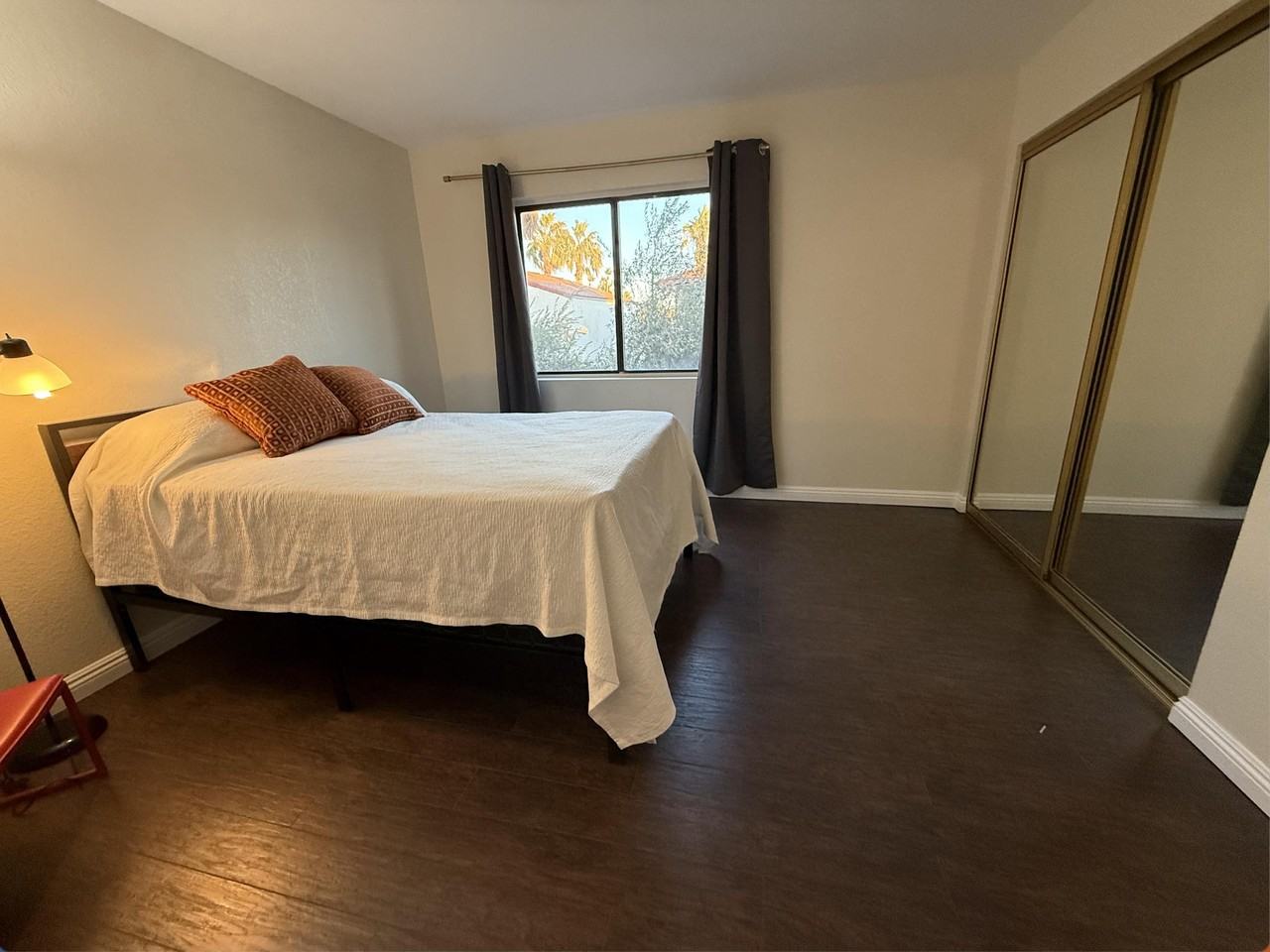 Tennis Court St W - Photo 6 of 7