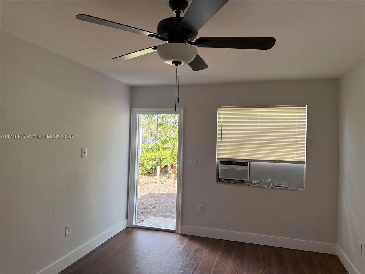 26701 Sw 137th Ave #26701 - Photo 2 of 6
