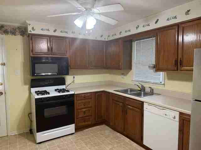 1036 E 13th Ave - Photo 4 of 5