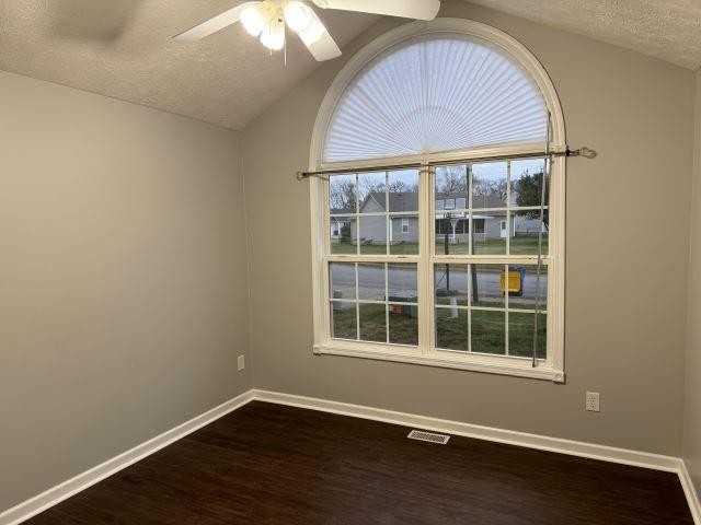 219 Turkey Run Dr - Photo 5 of 8