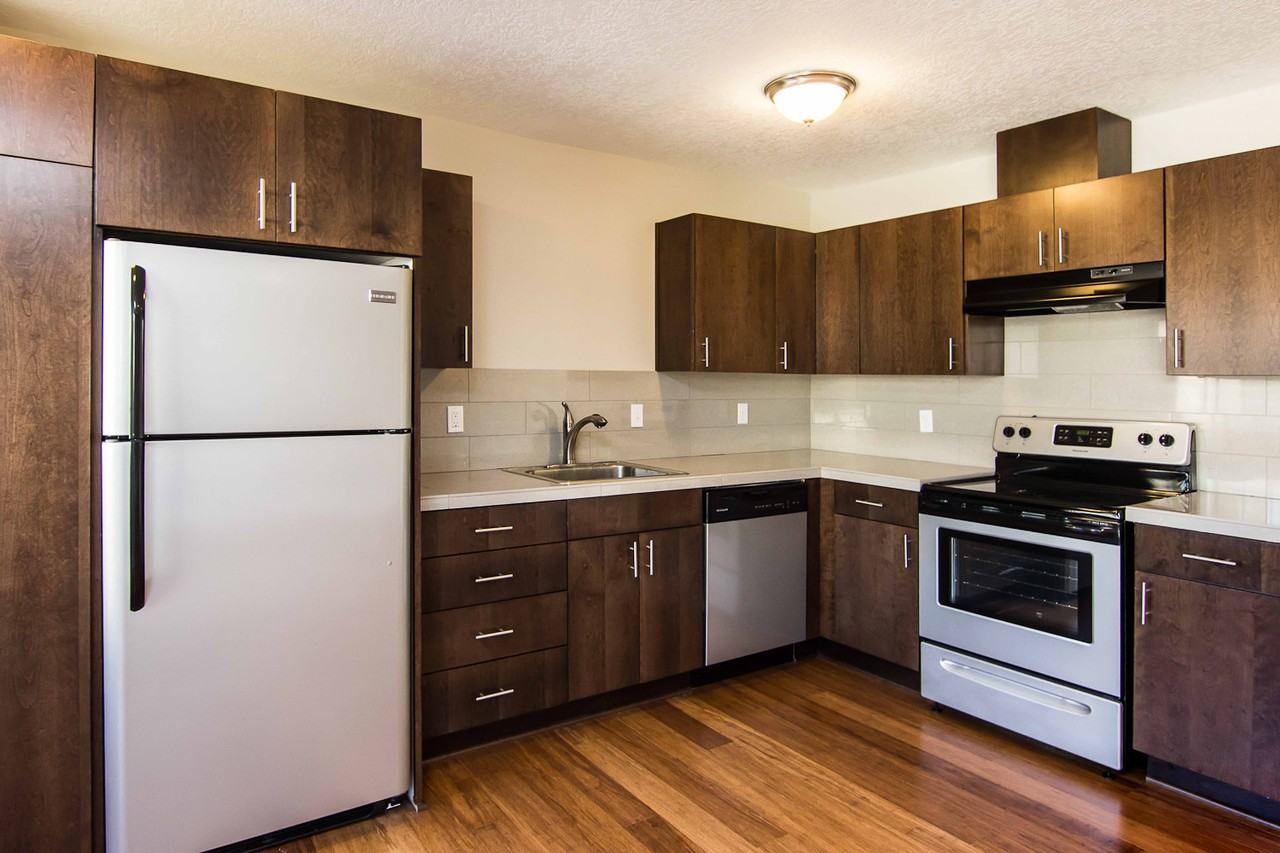 2314 - 2318 NE Multnomah St. - Photo 2 of 18