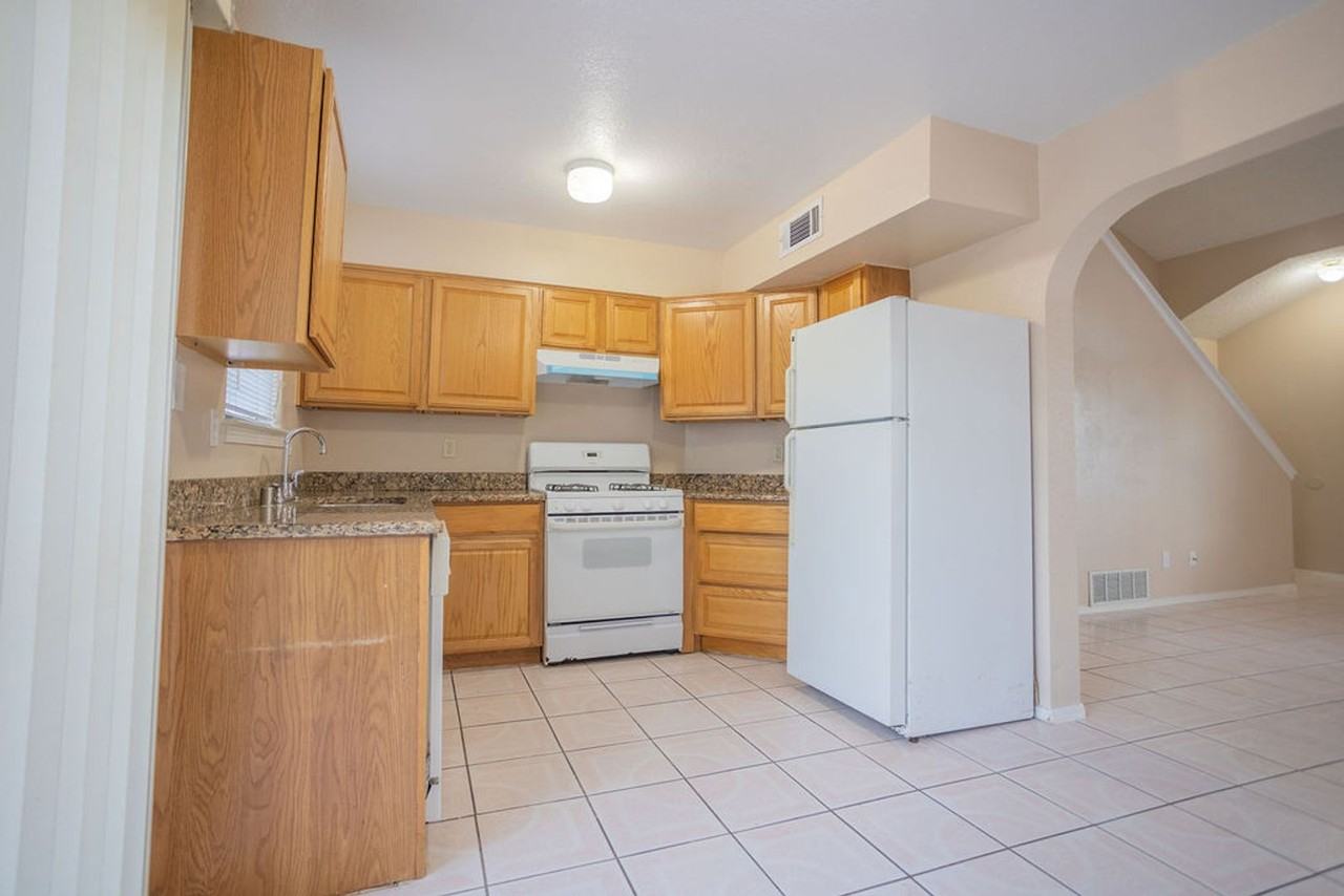 12113 Saint Jude Ave - Photo 7 of 20