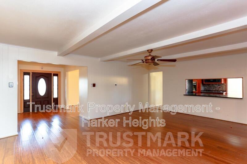 101 Highland Oaks Dr - Photo 5 of 33
