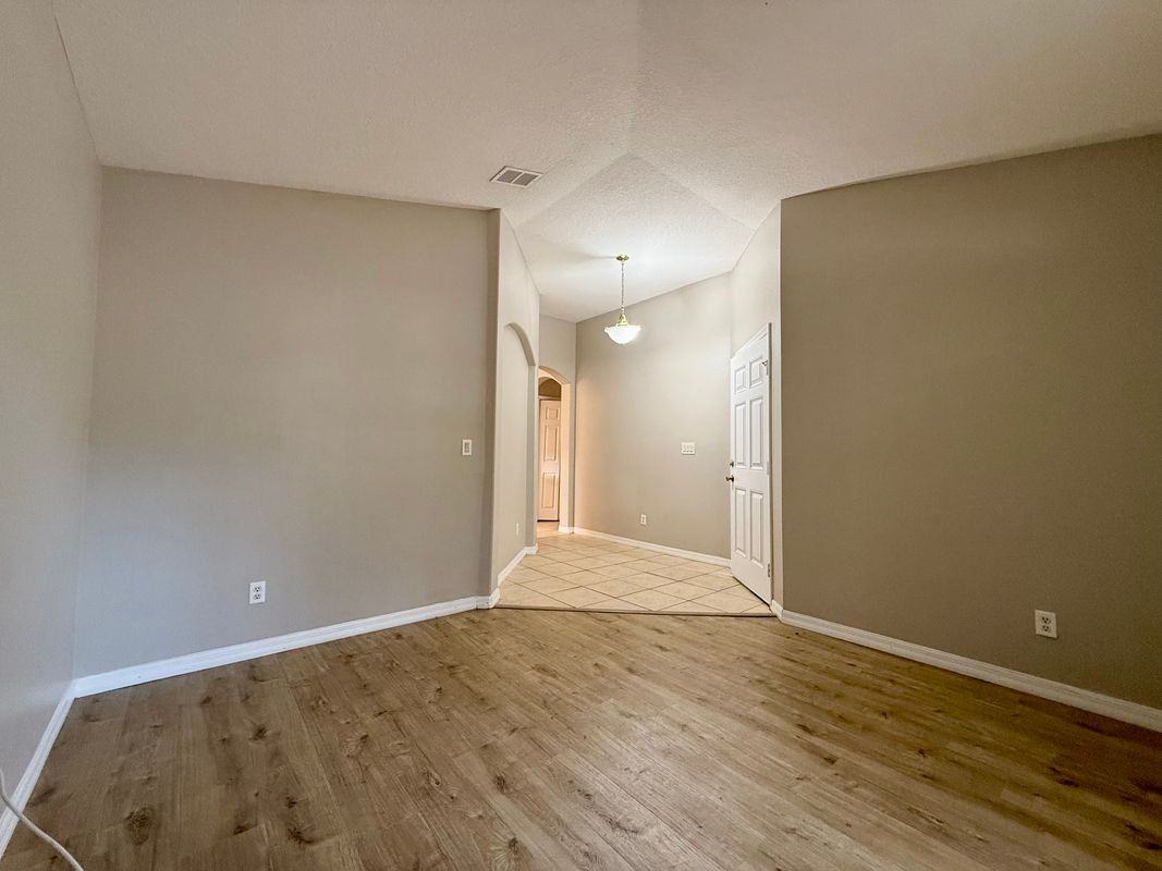 25141 Ironwedge Dr - Photo 3 of 22