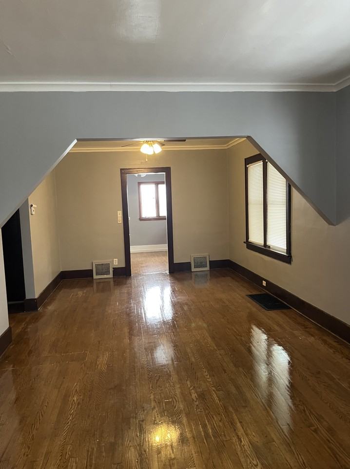 1151 Emerson Ave - Photo 2 of 16