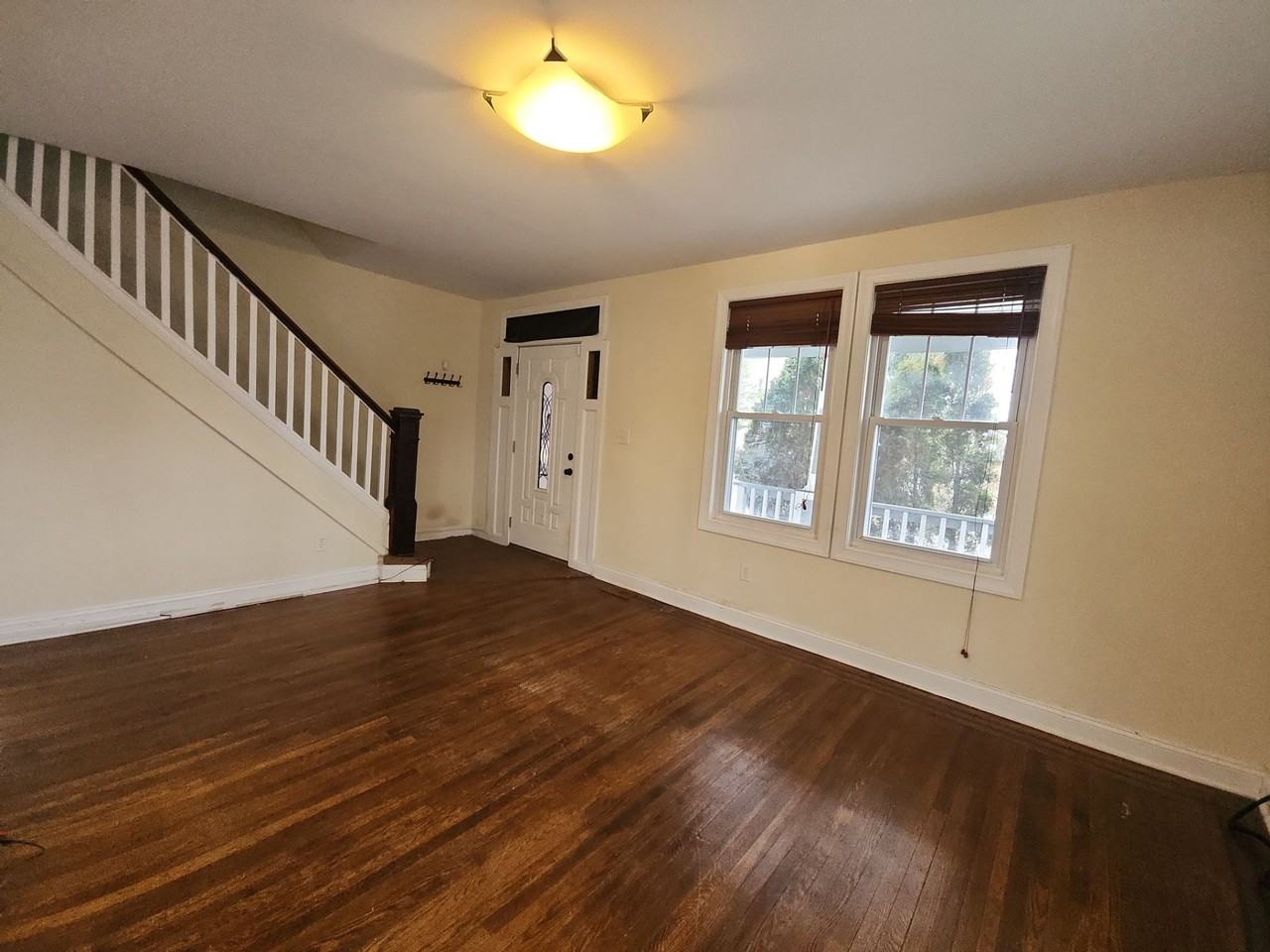 2804 Christopher Ave - Photo 4 of 41