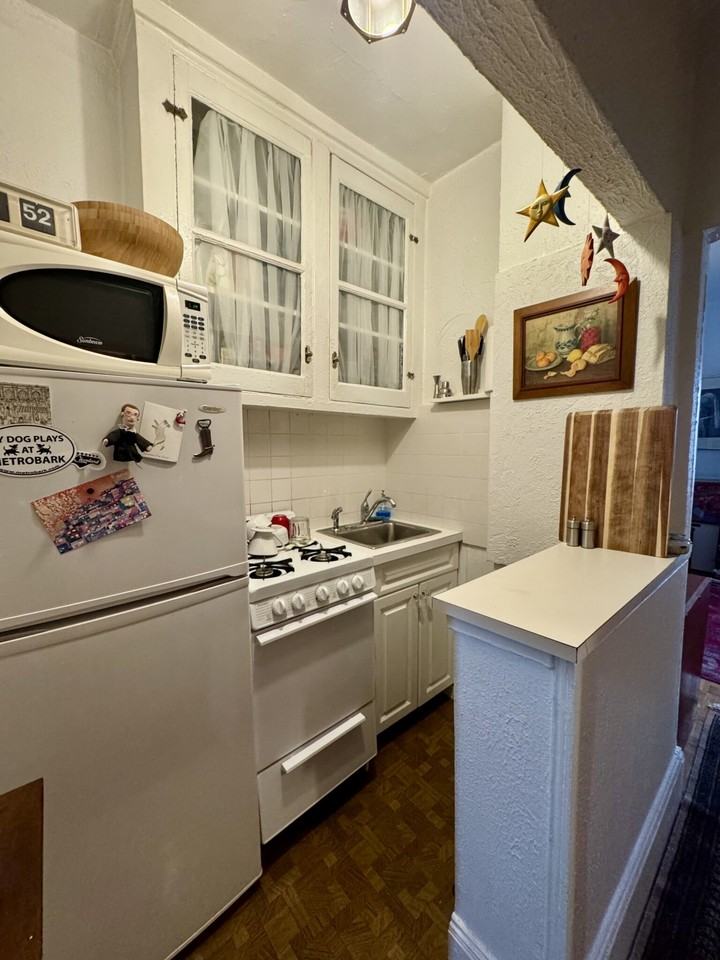 47 Revere St #7 - Photo 6 of 11