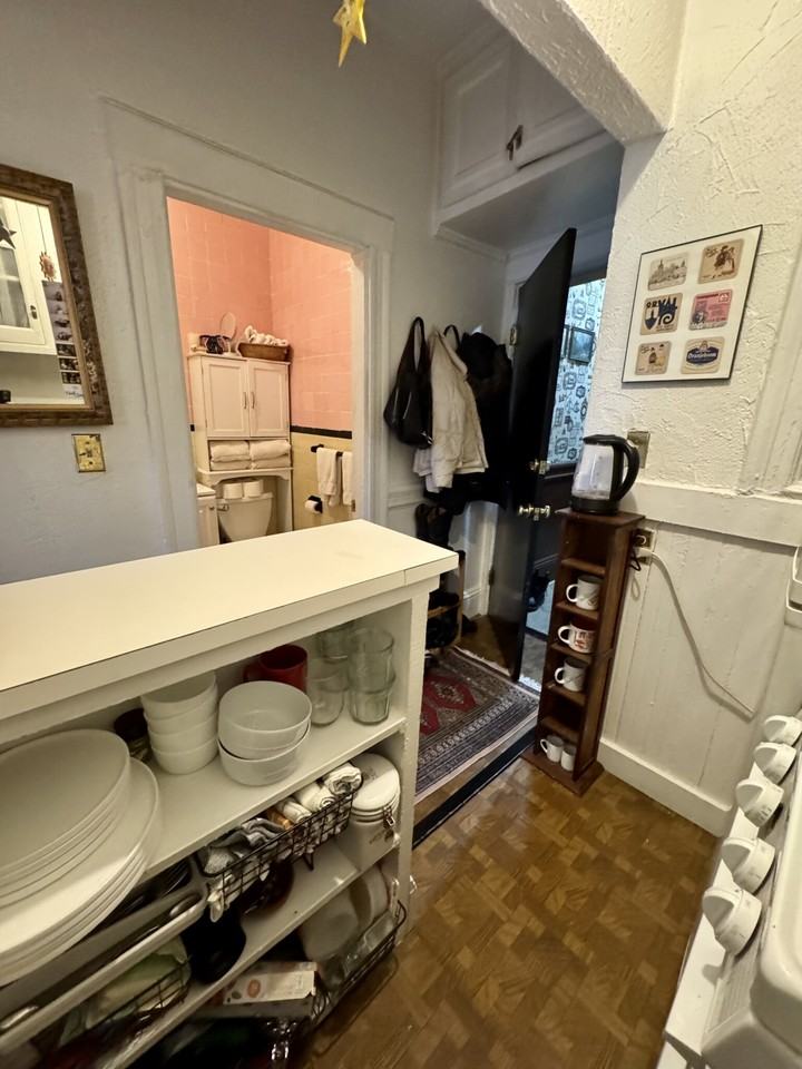 47 Revere St #7 - Photo 7 of 11