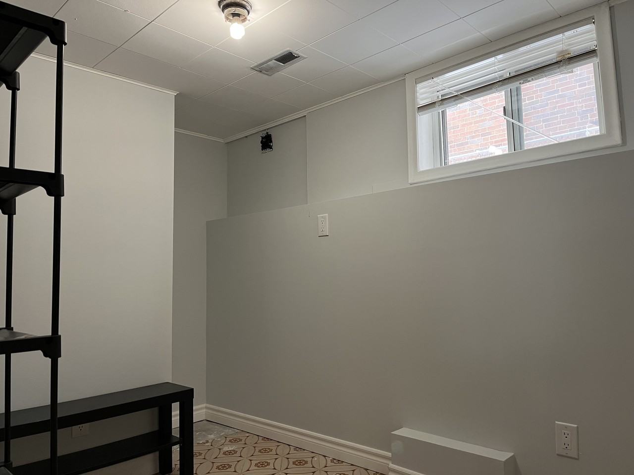 81 Rockcliffe Boulevard - Photo 5 of 8
