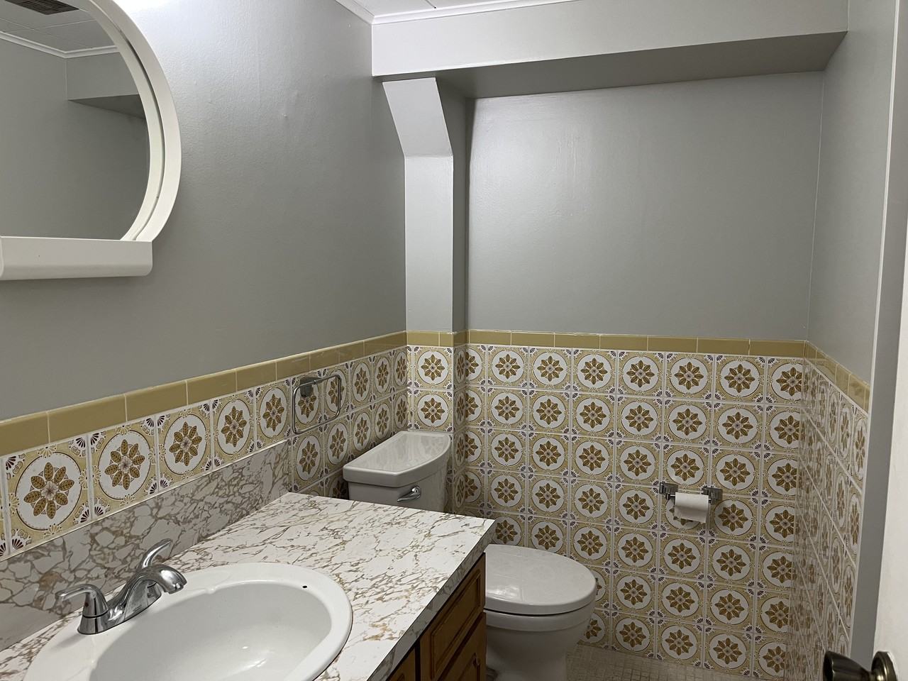 81 Rockcliffe Boulevard - Photo 6 of 8