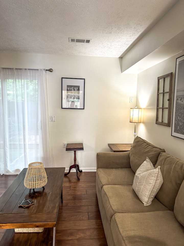 1659 York Dr - Photo 6 of 30