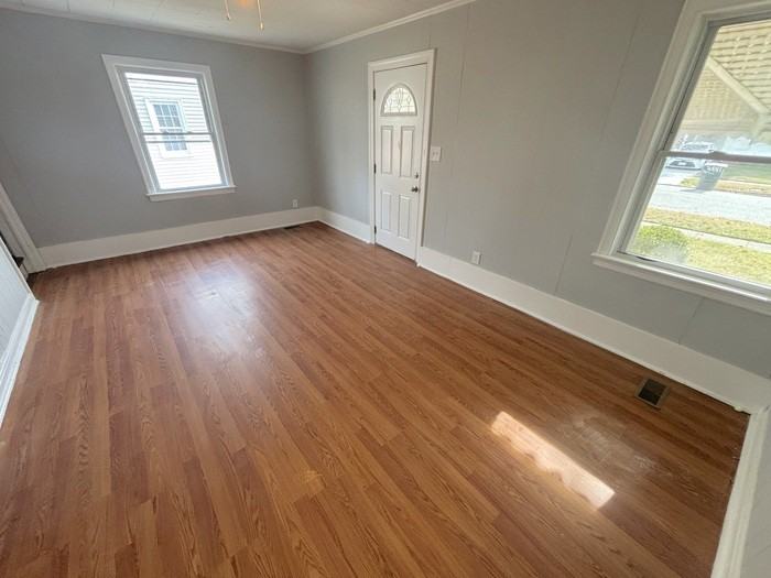 3840 Atterbury St - Photo 3 of 33