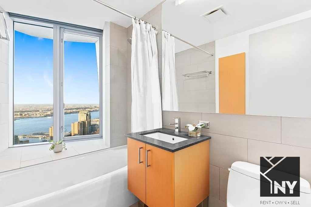 8 Spruce St #37A - Photo 5 of 9