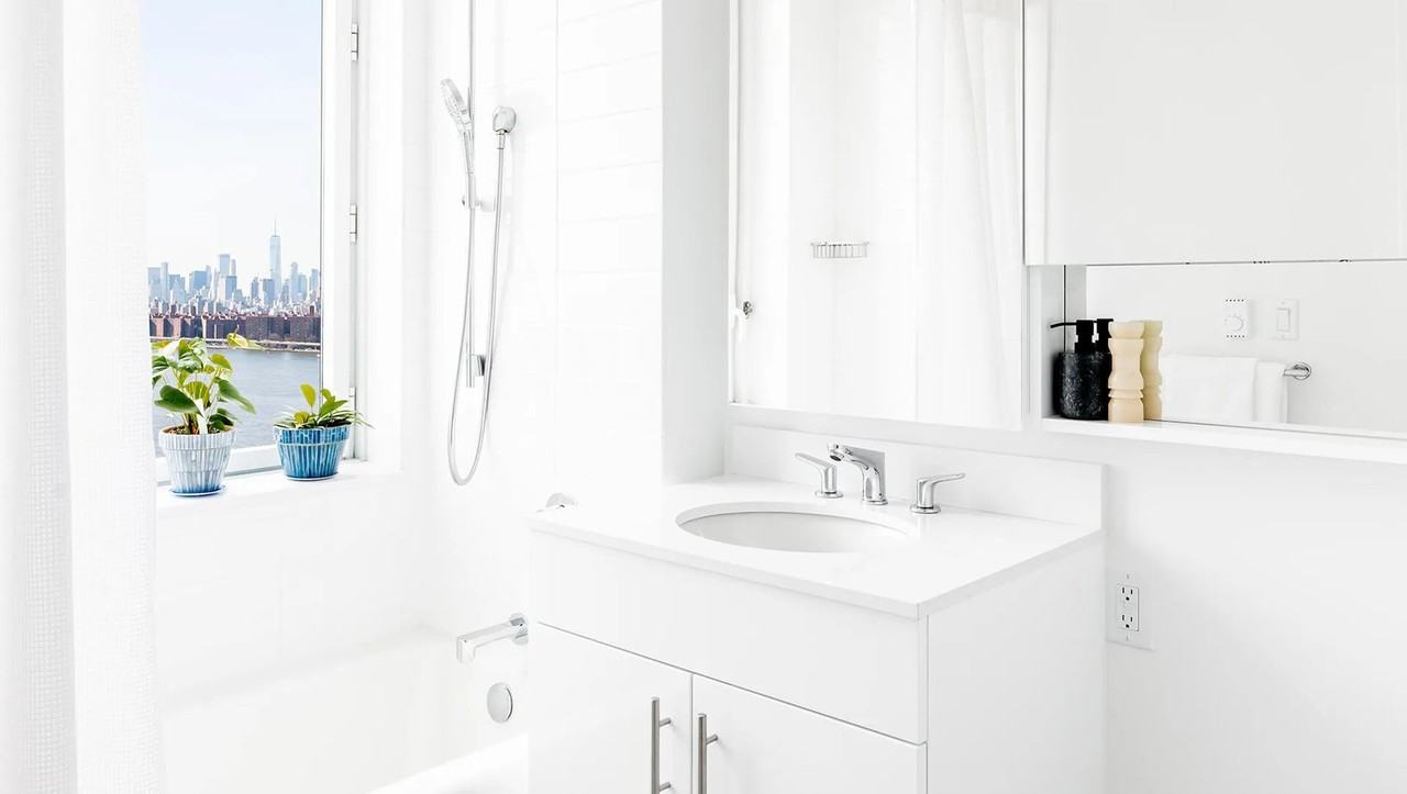 4540 Center Blvd #3411 - Photo 6 of 12