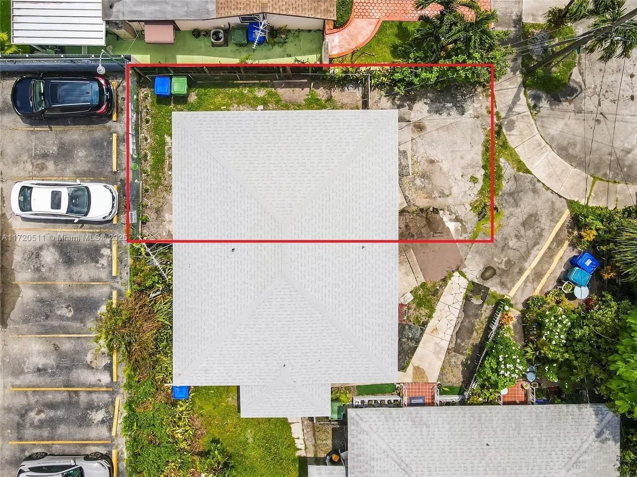 57 Sw 51st Ct #4 - Photo 3 of 16