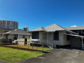 726 Hausten St - Photo 1 of 1