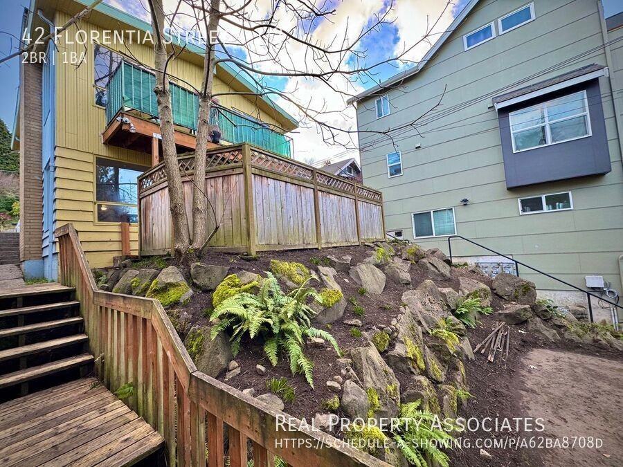 42 Florentia St #1-2 - Photo 4 of 24