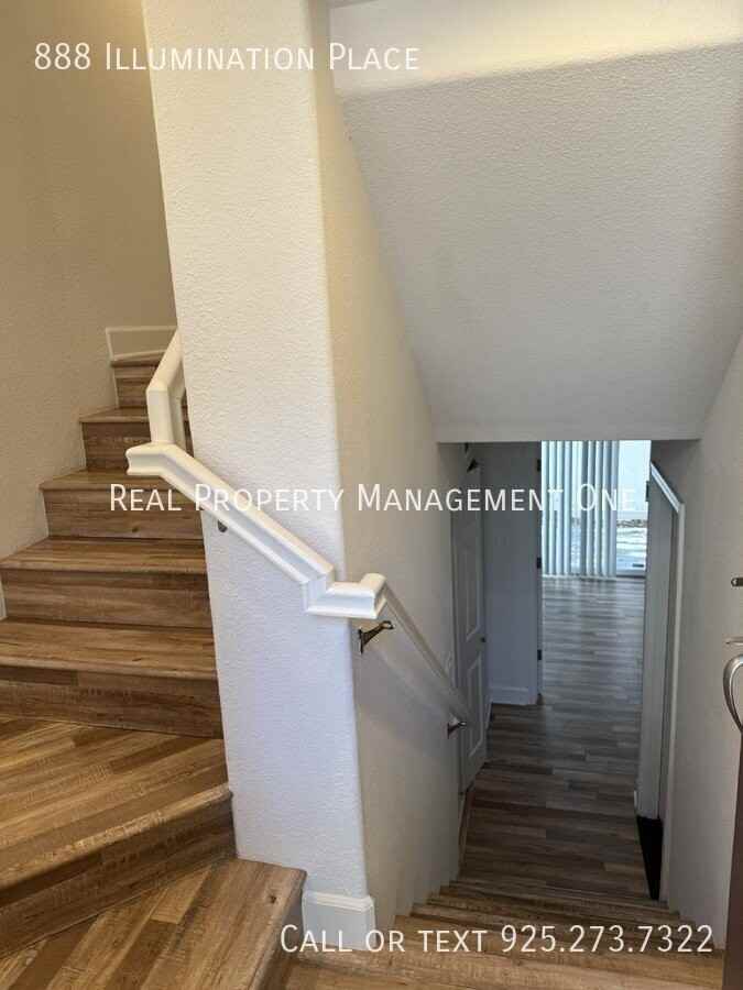 888 Illumination Pl - Photo 3 of 28